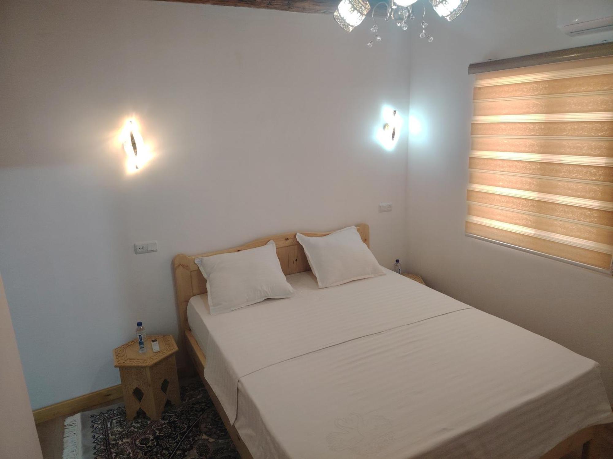 Gold Khiva Bed and Breakfast Buitenkant foto